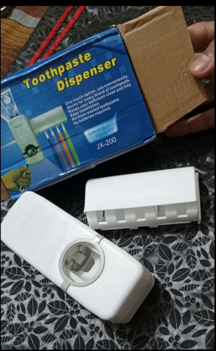 Automatic Toothpaste Dispenser with Toothbrush Holder – Wall Mounted Bathroom Rack